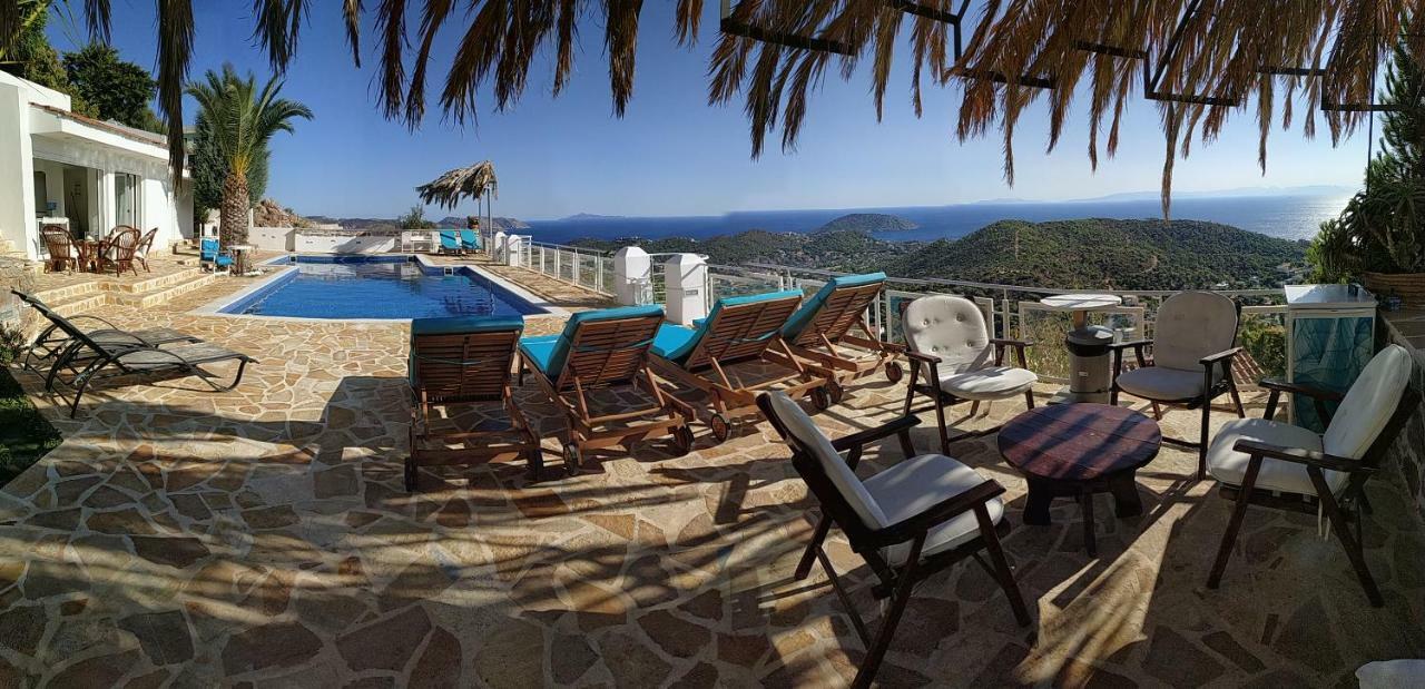 Infinity Blue Suite Saronida Esterno foto